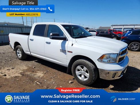 Used 2015 RAM 1500 Classic SLT image 5