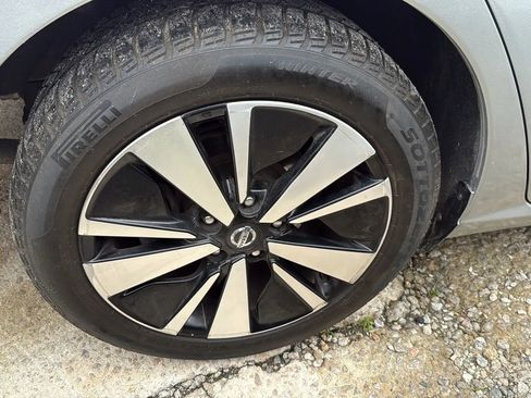 Used 2019 Nissan Altima 2.5 SL FWD image 46