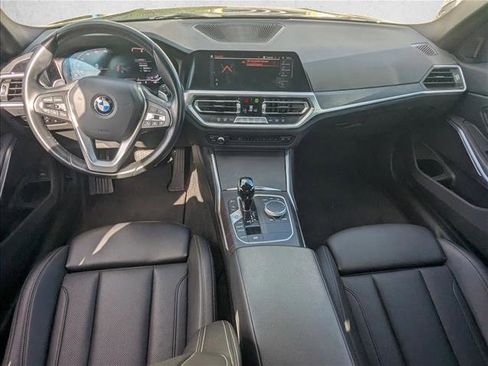 Used 2022 BMW 330i Sedan w/ Driving Assistance Package image 17