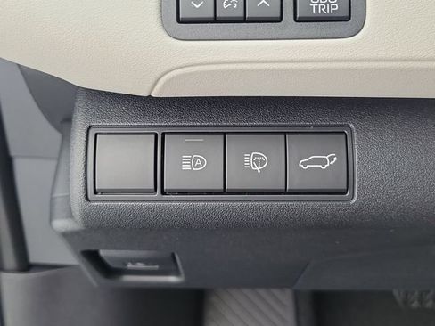 Used 2026 Toyota bZ FWD image 35