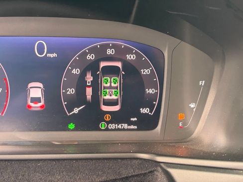 Used 2024 Honda Accord EX image 31