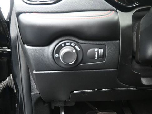 Used 2024 Dodge Durango GT AWD/4WD image 14