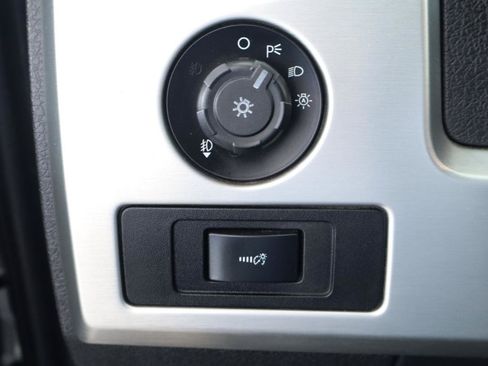 Used 2013 Ford F150 Platinum RWD image 26