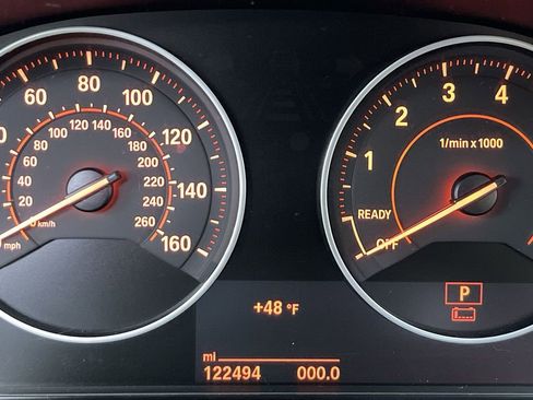 Used 2018 BMW 330e w/ Convenience Package image 19