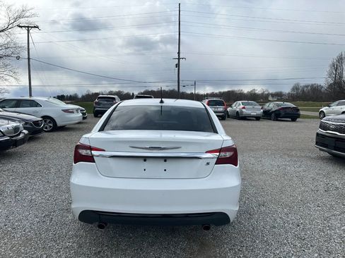 Used 2013 Chrysler 200 Touring w/ S Exterior Appearance Pkg image 5