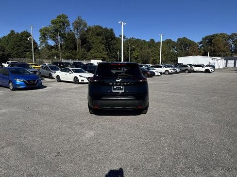 New 2026 Nissan Rogue SV image 6