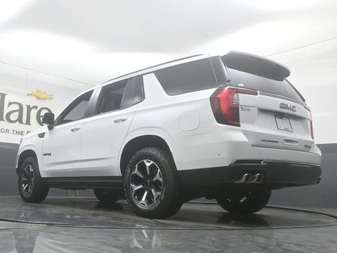 Used 2026 GMC Yukon AT4 w/ AT4 Premium Plus Package AWD/4WD image 5