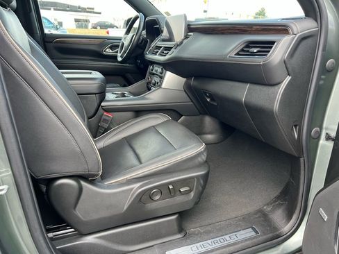 Certified 2023 Chevrolet Suburban Premier AWD/4WD image 19