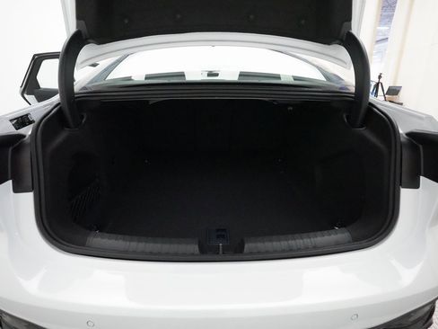 New 2026 Audi A6 Premium Plus image 10