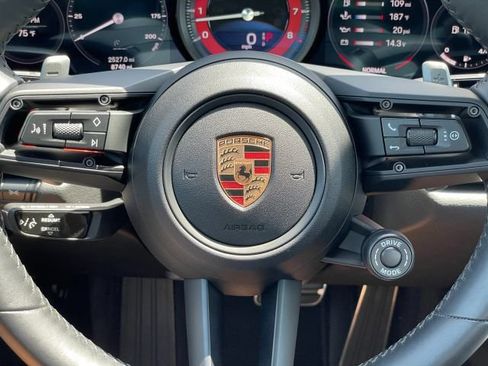 Used 2024 Porsche 911 Carrera T RWD image 29
