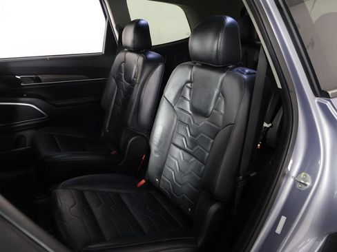 Used 2022 Kia Telluride SX w/ SX Prestige Package AWD/4WD image 37