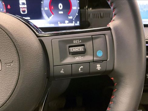 Certified 2025 Nissan Kicks SR image 20