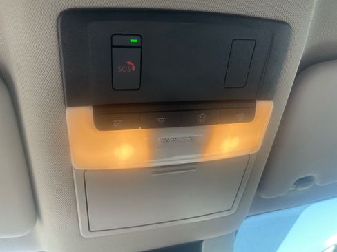 Used 2023 Nissan Rogue SV FWD image 27