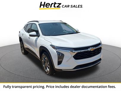 Used 2025 Chevrolet Trax LT