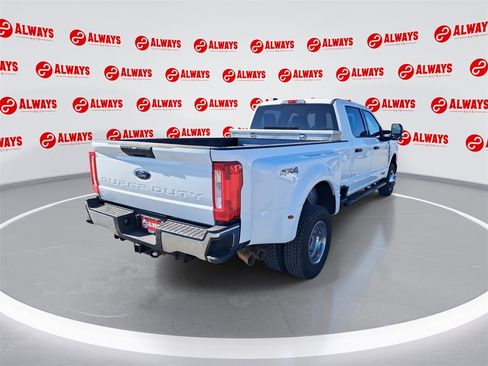 Used 2023 Ford F350 XLT image 8