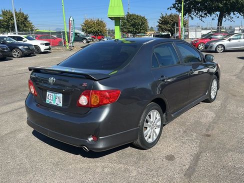 Used 2010 Toyota Corolla S image 3