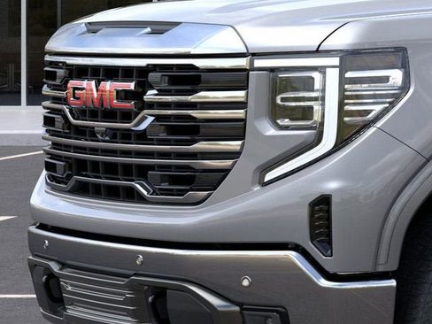New 2026 GMC Sierra 1500 SLT w/ SLT Premium Plus Package AWD/4WD image 13