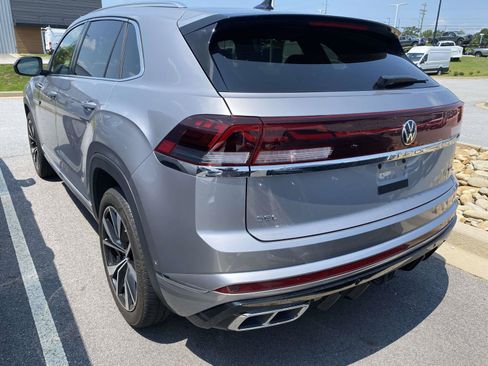 Used 2024 Volkswagen Atlas Cross Sport SEL Premium R-Line AWD/4WD image 5