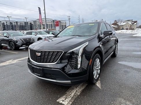Used 2023 Cadillac XT4 Premium Luxury w/ Cold Weather Package image 7
