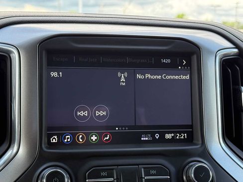 Used 2019 Chevrolet Silverado 1500 LTZ w/ LTZ Plus Package AWD/4WD image 29