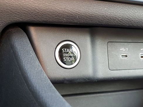 Used 2023 Nissan Rogue SV AWD/4WD image 28