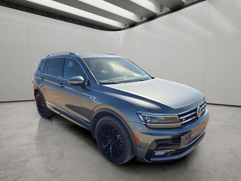 Used 2021 Volkswagen Tiguan SEL Premium R-Line image 8