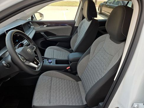 New 2025 Volkswagen Tiguan S image 16