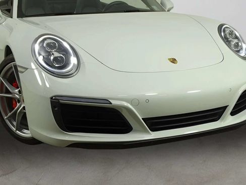 Used 2019 Porsche 911 Carrera S RWD image 39