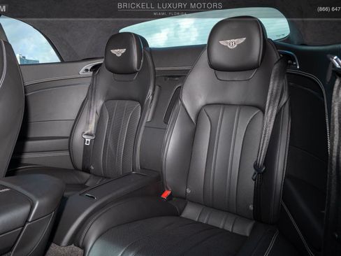 Used 2022 Bentley Continental GT image 7