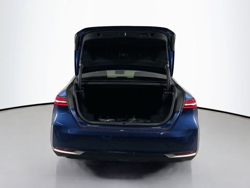 Used 2025 BMW 530i image 23