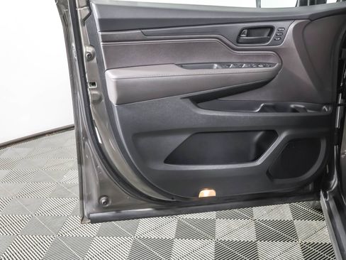 Used 2019 Honda Odyssey EX-L image 32