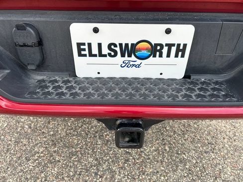 Used 2024 Chevrolet Colorado LT w/ LT Convenience Package II AWD/4WD image 22