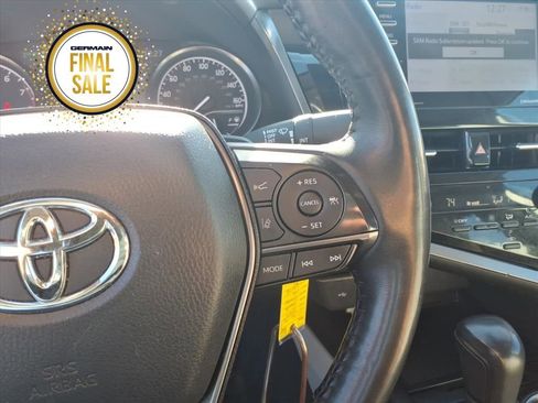 Used 2024 Toyota Camry SE image 15