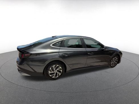 Used 2026 Hyundai Sonata Blue FWD image 15