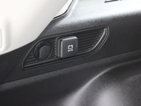 Used 2023 Jeep Grand Cherokee Limited w/ Black Appearance Package image 33