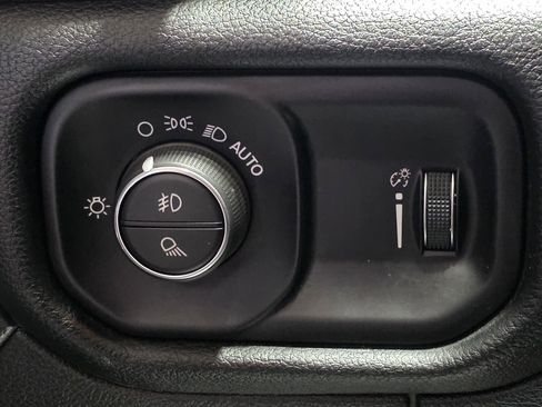 Used 2022 RAM 1500 Big Horn image 32