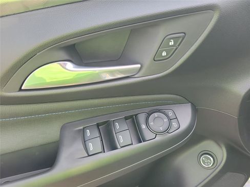 New 2026 Buick Envista Sport Touring w/ Convenience I Package FWD image 21