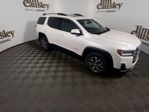 Used 2023 GMC Acadia SLT w/ LPO, Floor Liner Package image 2