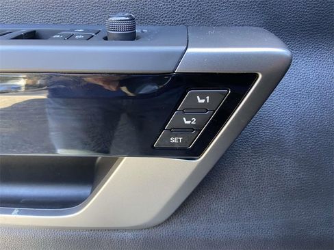 Used 2023 Toyota Tundra Limited image 26