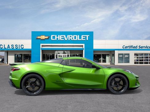 New 2026 Chevrolet Corvette E-Ray w/ Battery Protection Package image 5