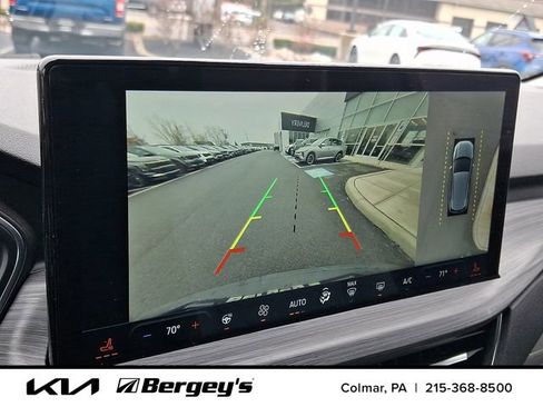 Used 2023 Ford Escape Platinum w/ Premium Technology Package FWD image 19