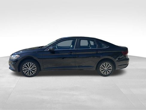 Certified 2021 Volkswagen Jetta SE w/ SE Cold Weather Package image 7