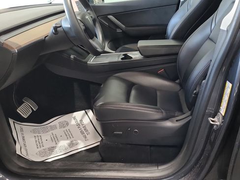 Used 2022 Tesla Model Y Performance AWD/4WD image 5