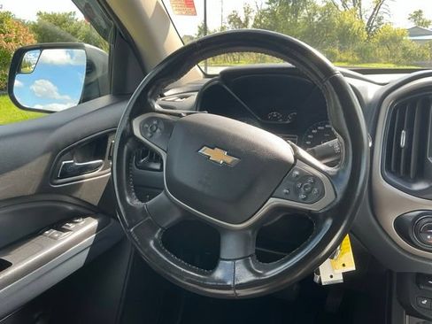 Used 2016 Chevrolet Colorado Z71 AWD/4WD image 23