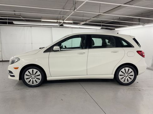 Used 2016 Mercedes-Benz B 250e image 2