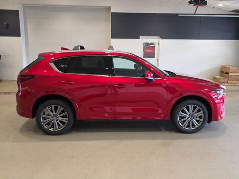 New 2025 MAZDA CX-5 Signature image 5