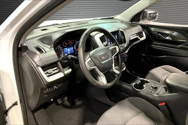 Certified 2024 GMC Terrain SLE w/ Driver Convenience Package FWD image 17