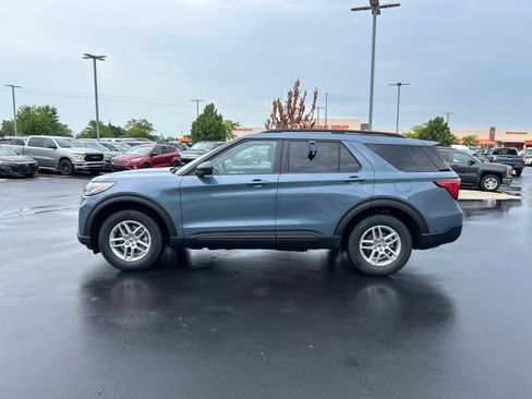 New 2027 Ford Explorer Active AWD/4WD image 9