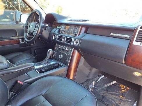 Used 2011 Land Rover Range Rover HSE AWD/4WD image 27