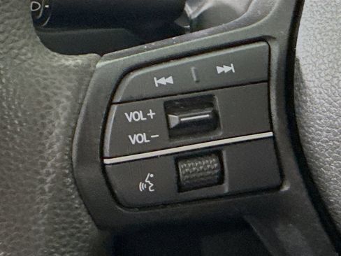 Used 2023 Honda Accord EX image 10